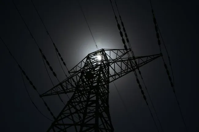Listrik Pulih 100 Persen di Sumatera: Investigasi Penyebab Blackout Mendesak
