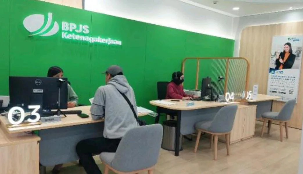 Gelombang PHK di Industri Tekstil: Ancaman Bagi Kesejahteraan Pekerja dan Dampaknya Terhadap BPJS Ketenagakerjaan (Ilustrasi)